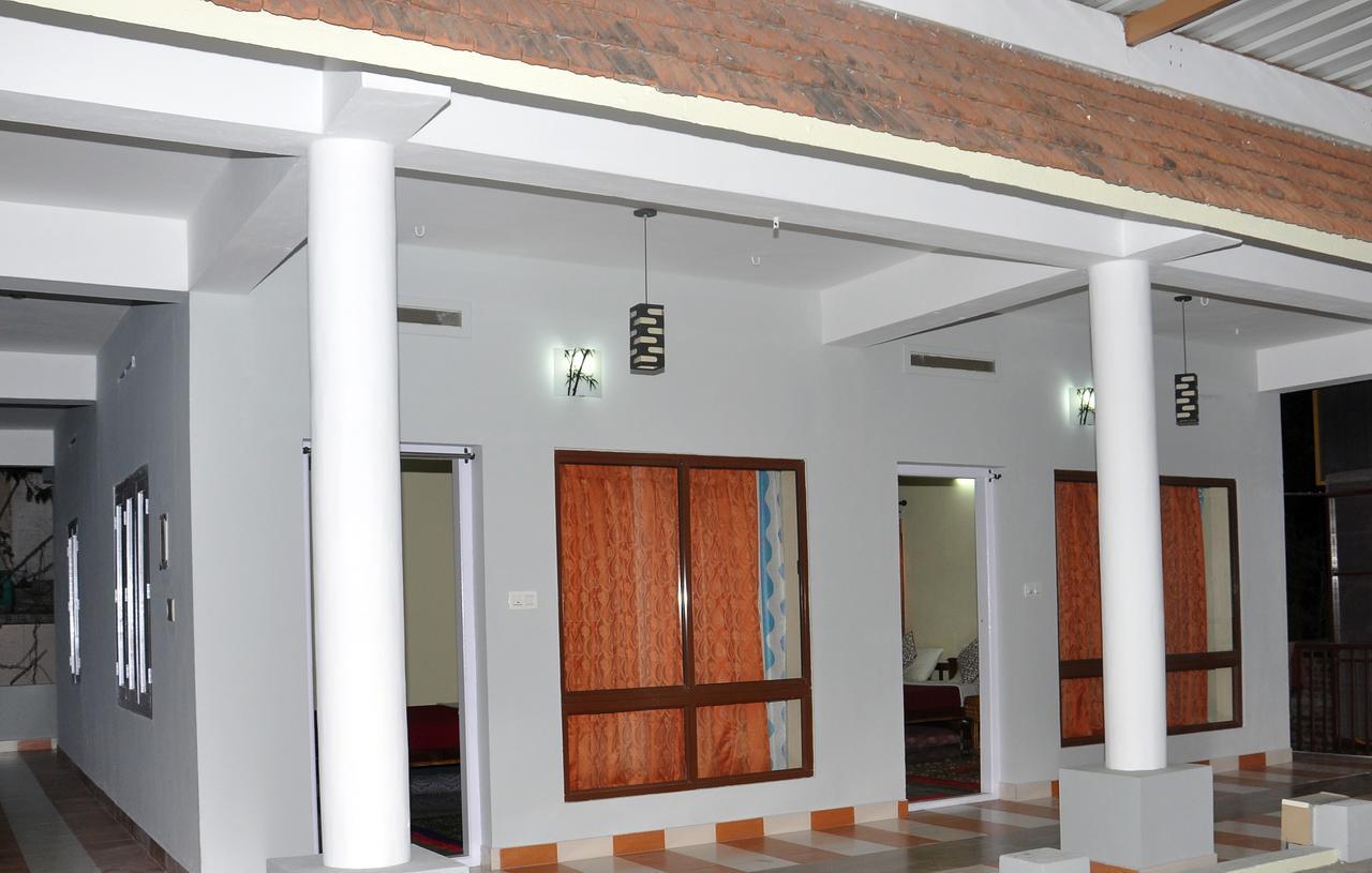 Quadriya Palace Thekkady Exterior photo
