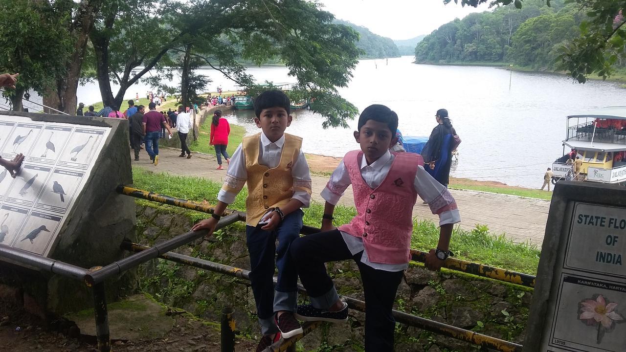 Quadriya Palace Thekkady Exterior photo