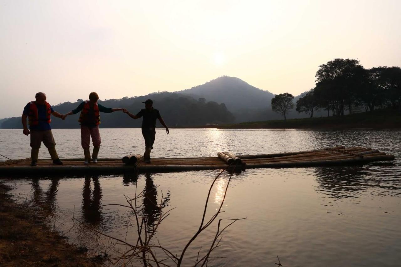 Quadriya Palace Thekkady Exterior photo